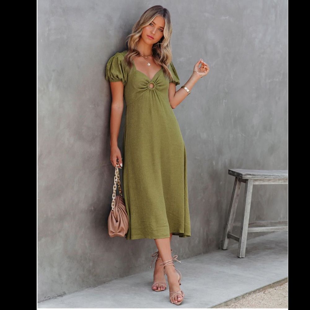 Vici Collection Samantha Puff Sleeve Midi Dress in Olive